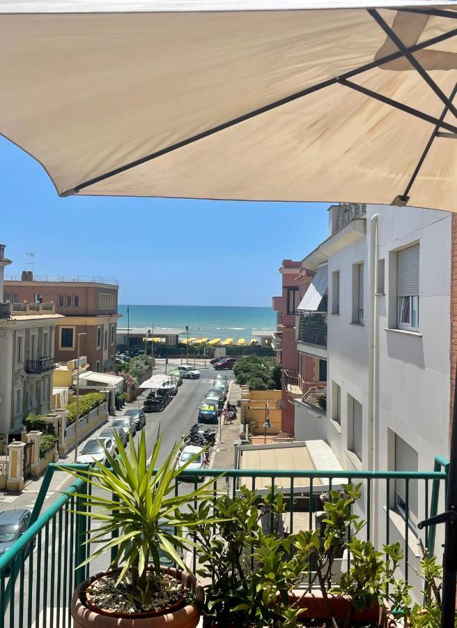 Ostia Bed And Beach Lido di Ostia Exterior foto