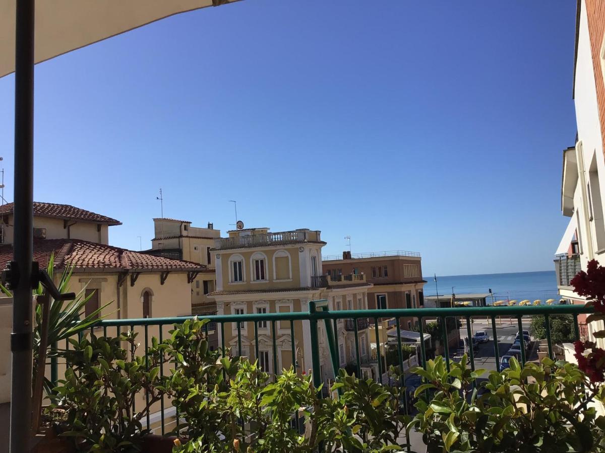 Ostia Bed And Beach Lido di Ostia Exterior foto