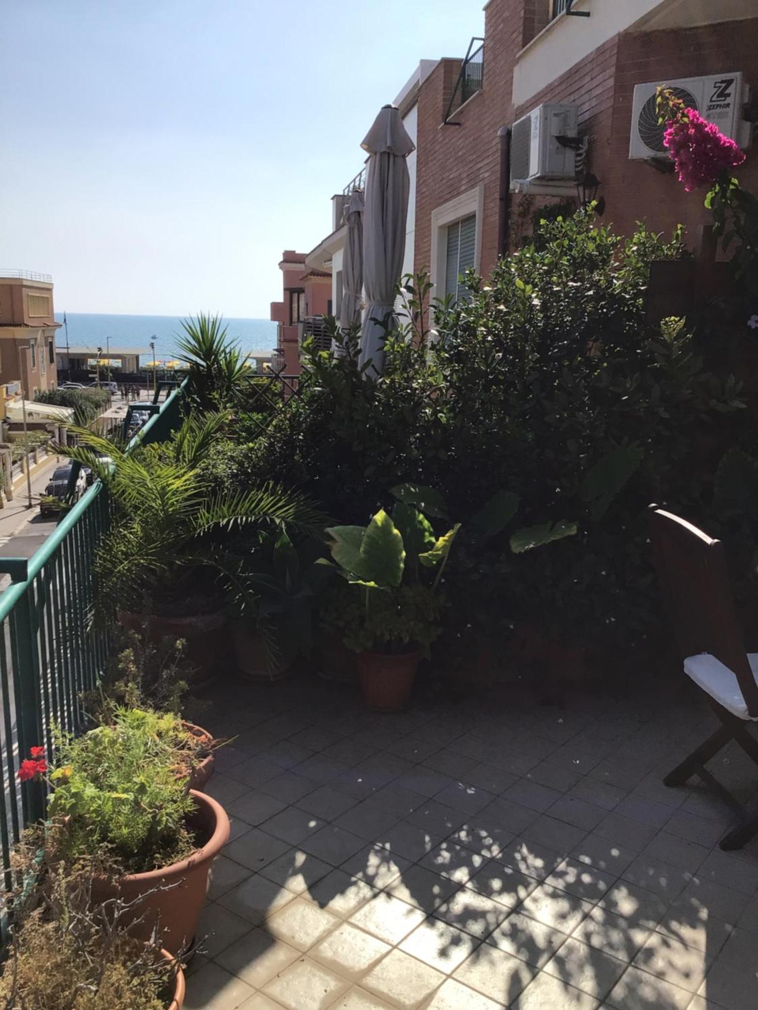 Ostia Bed And Beach Lido di Ostia Exterior foto